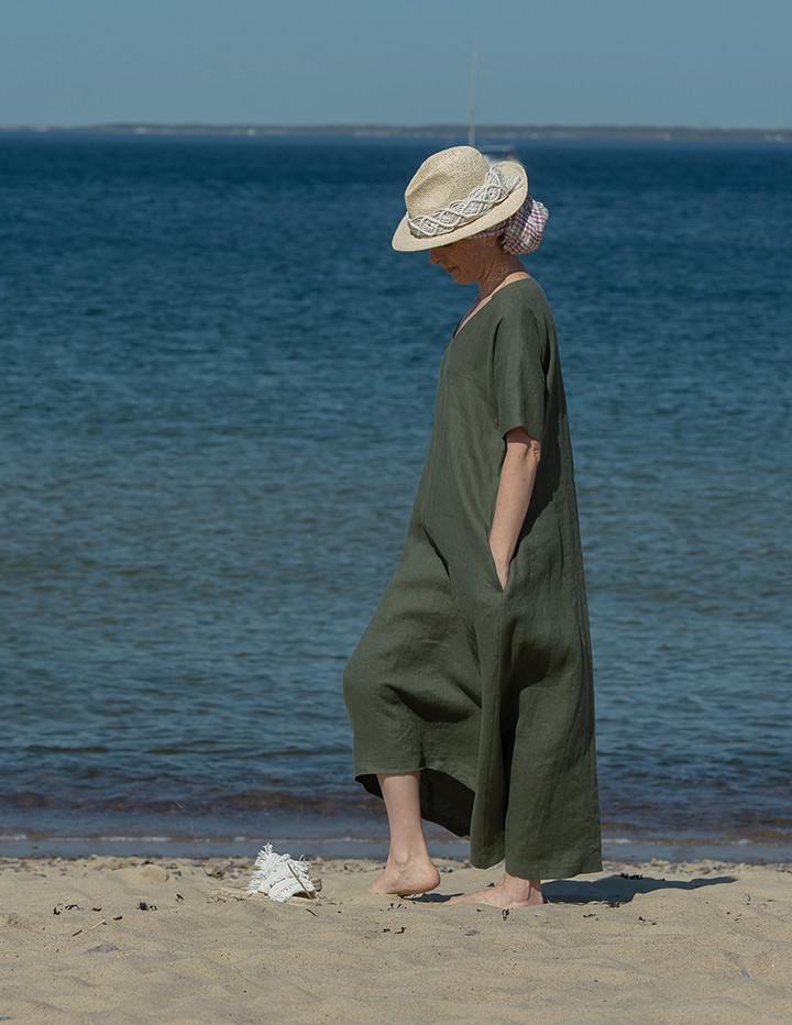 Kleit EVA tume oliiv